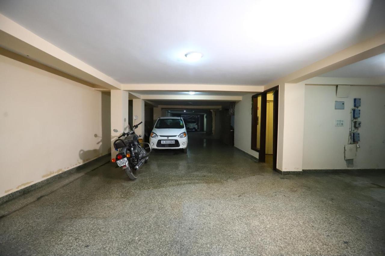 Hotel Nature View Green Park Metro Couple Friendly New Delhi Extérieur photo