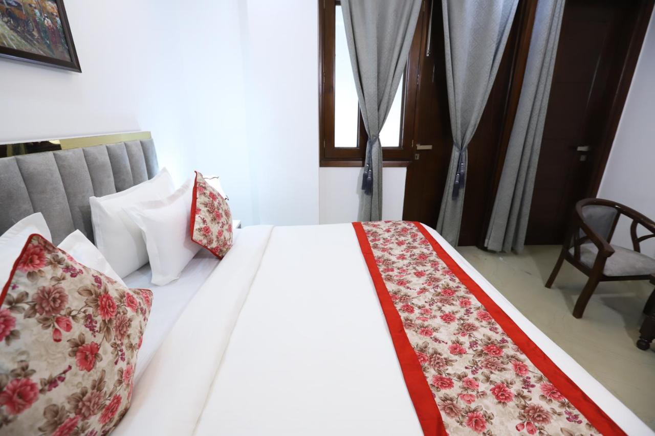 Hotel Nature View Green Park Metro Couple Friendly New Delhi Extérieur photo