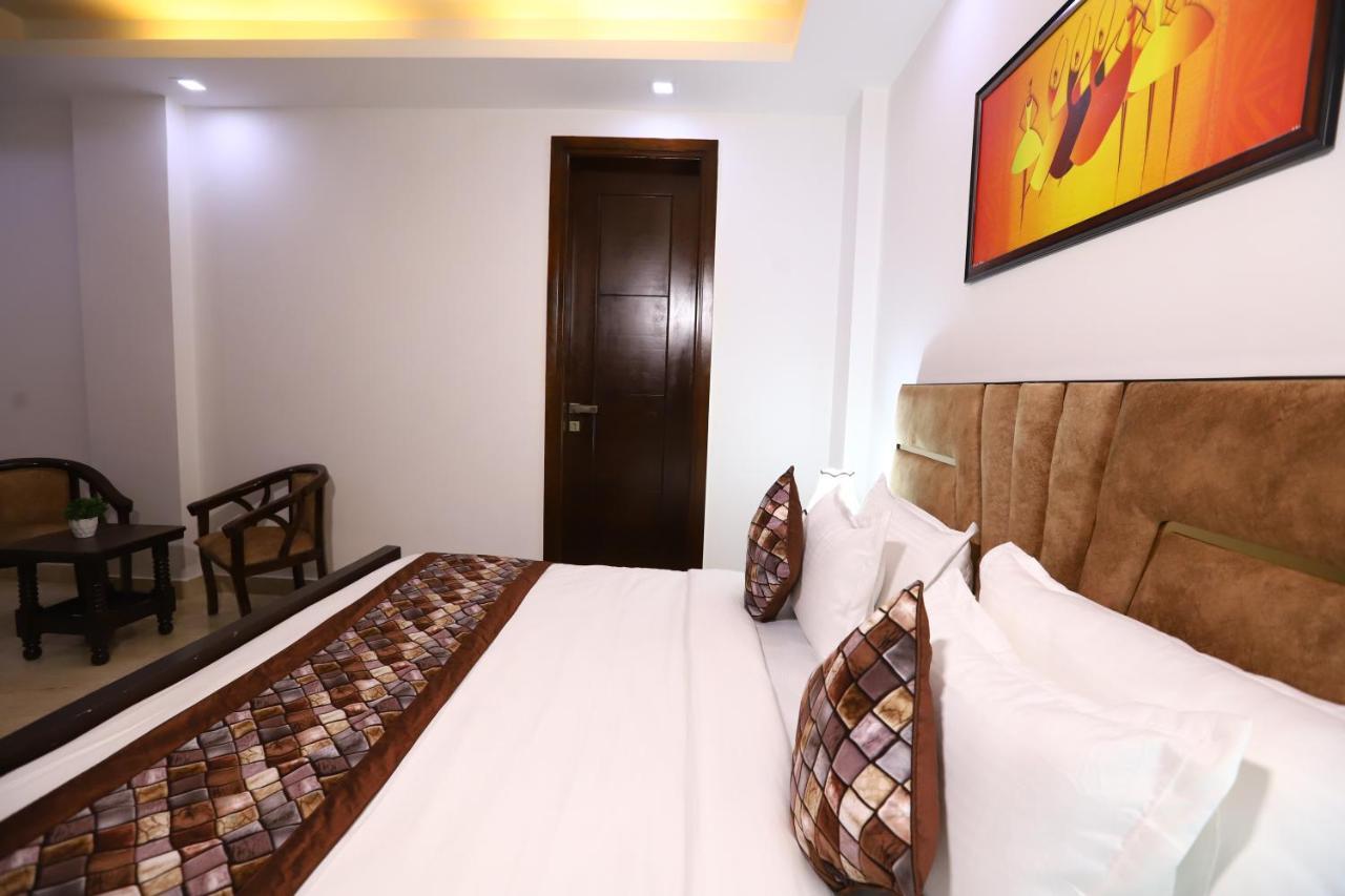 Hotel Nature View Green Park Metro Couple Friendly New Delhi Extérieur photo